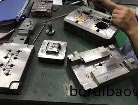註塑糢(mo)具(ju)製品溢料(liao)的4種(zhong)解(jie)決(jue)方案(an)